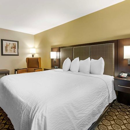 Best Western Plus Inntowner Madison Esterno foto