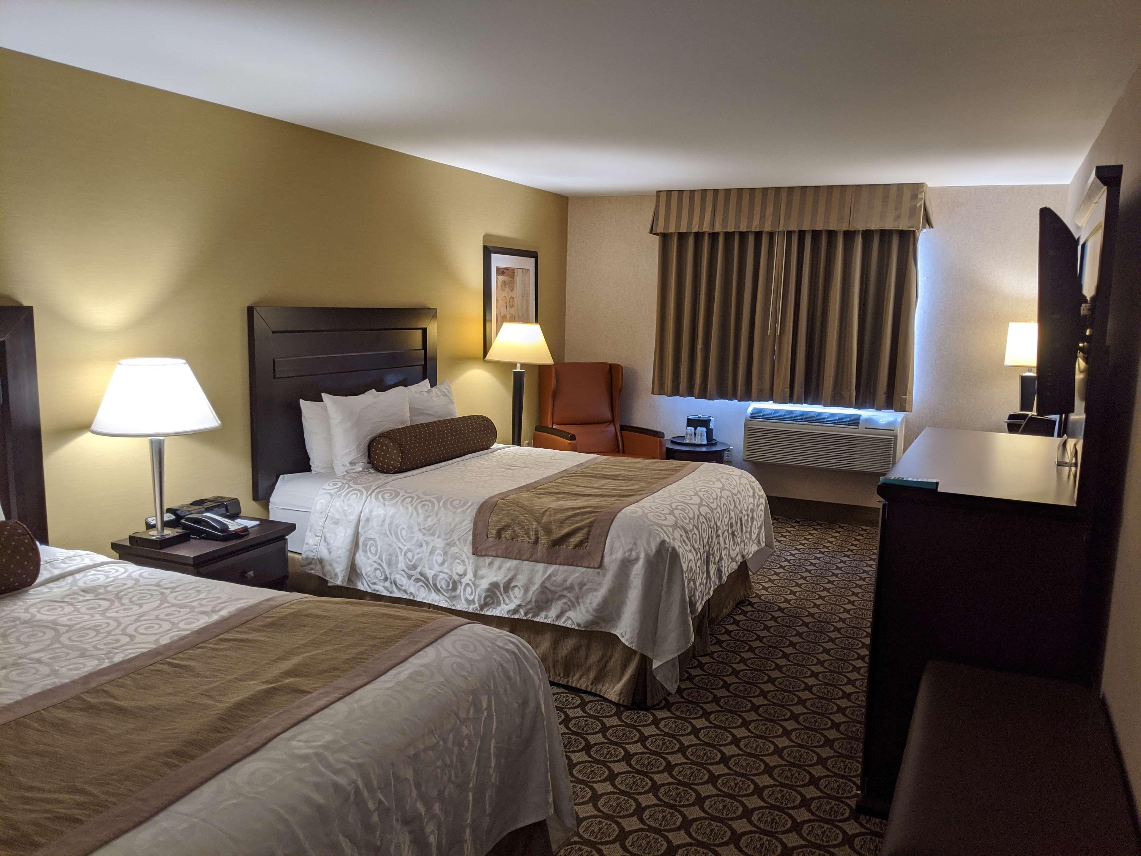 Best Western Plus Inntowner Madison Esterno foto