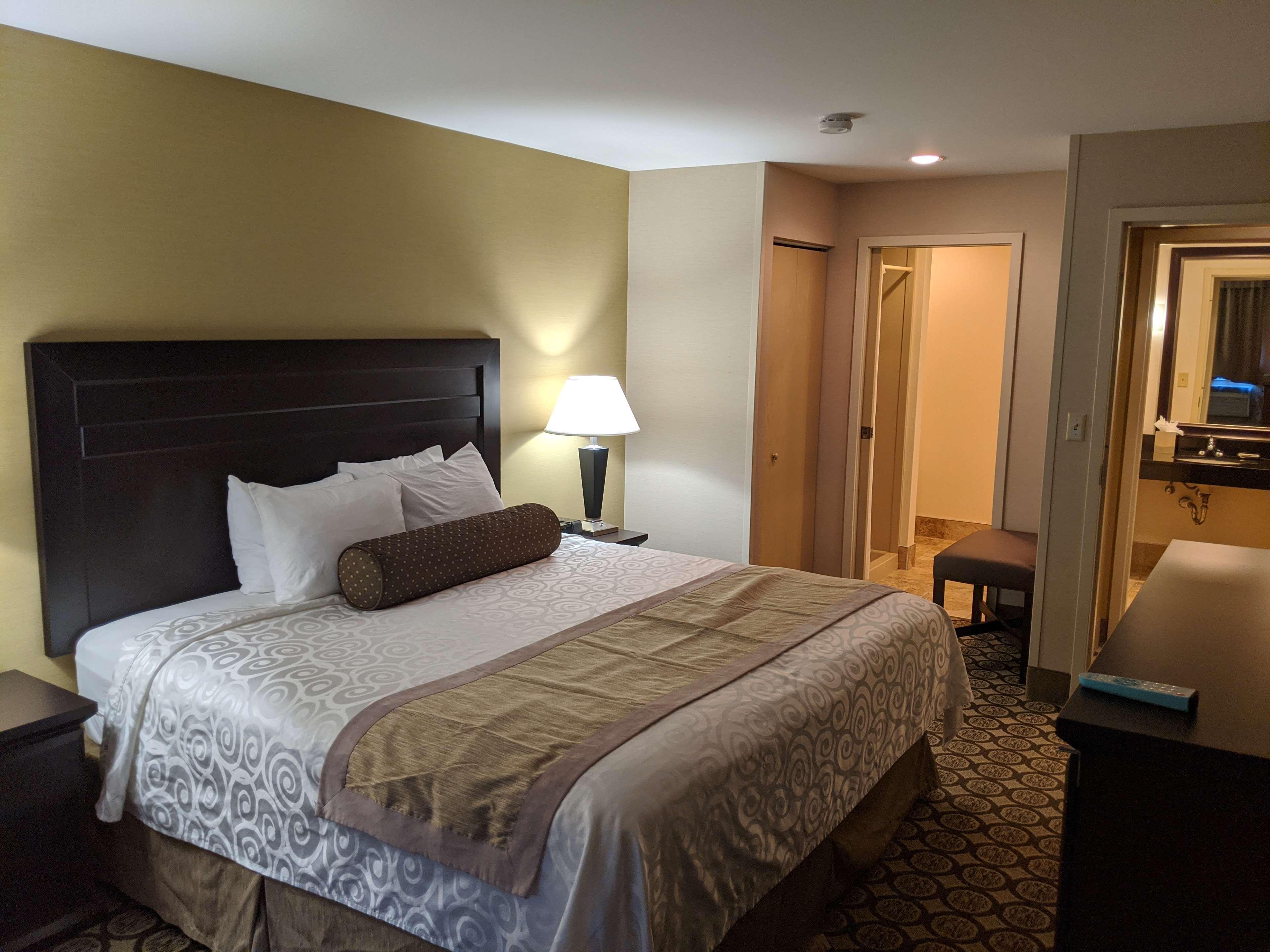 Best Western Plus Inntowner Madison Esterno foto