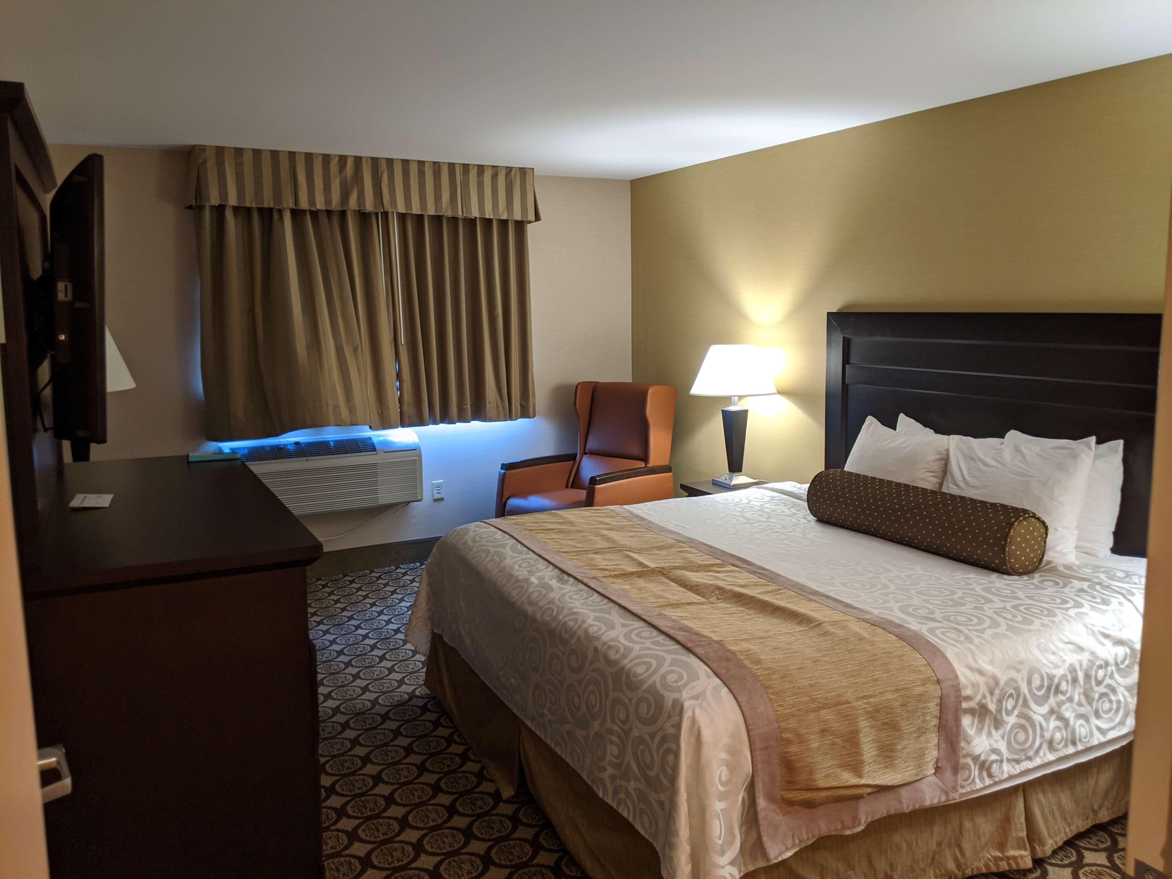 Best Western Plus Inntowner Madison Esterno foto