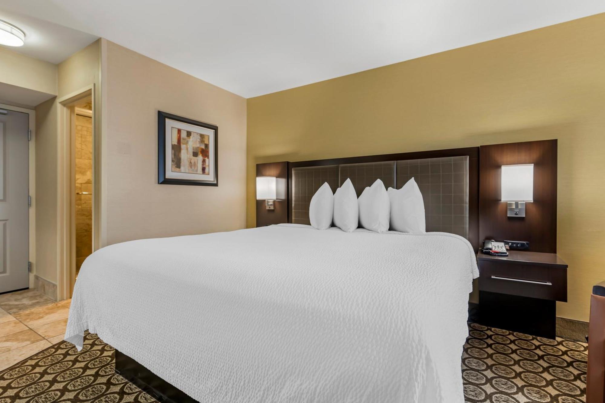 Best Western Plus Inntowner Madison Esterno foto