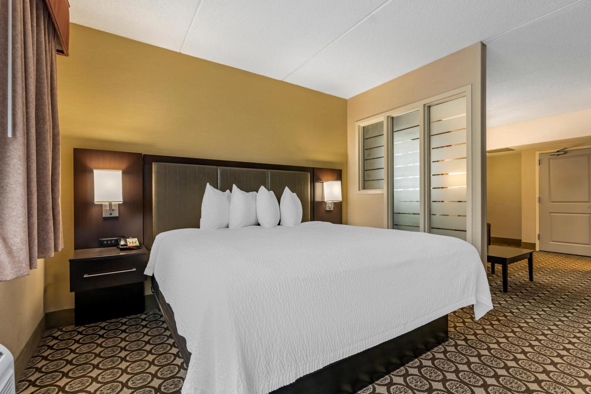 Best Western Plus Inntowner Madison Esterno foto