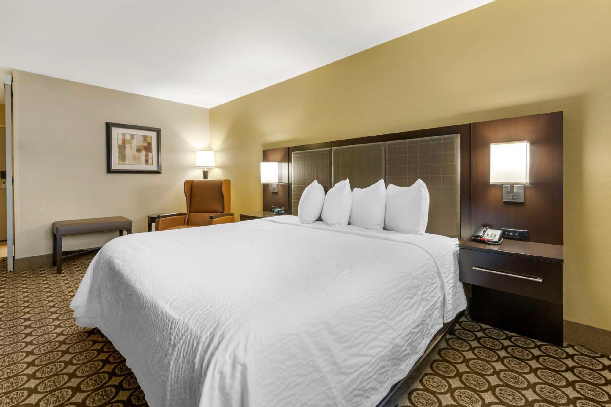 Best Western Plus Inntowner Madison Esterno foto