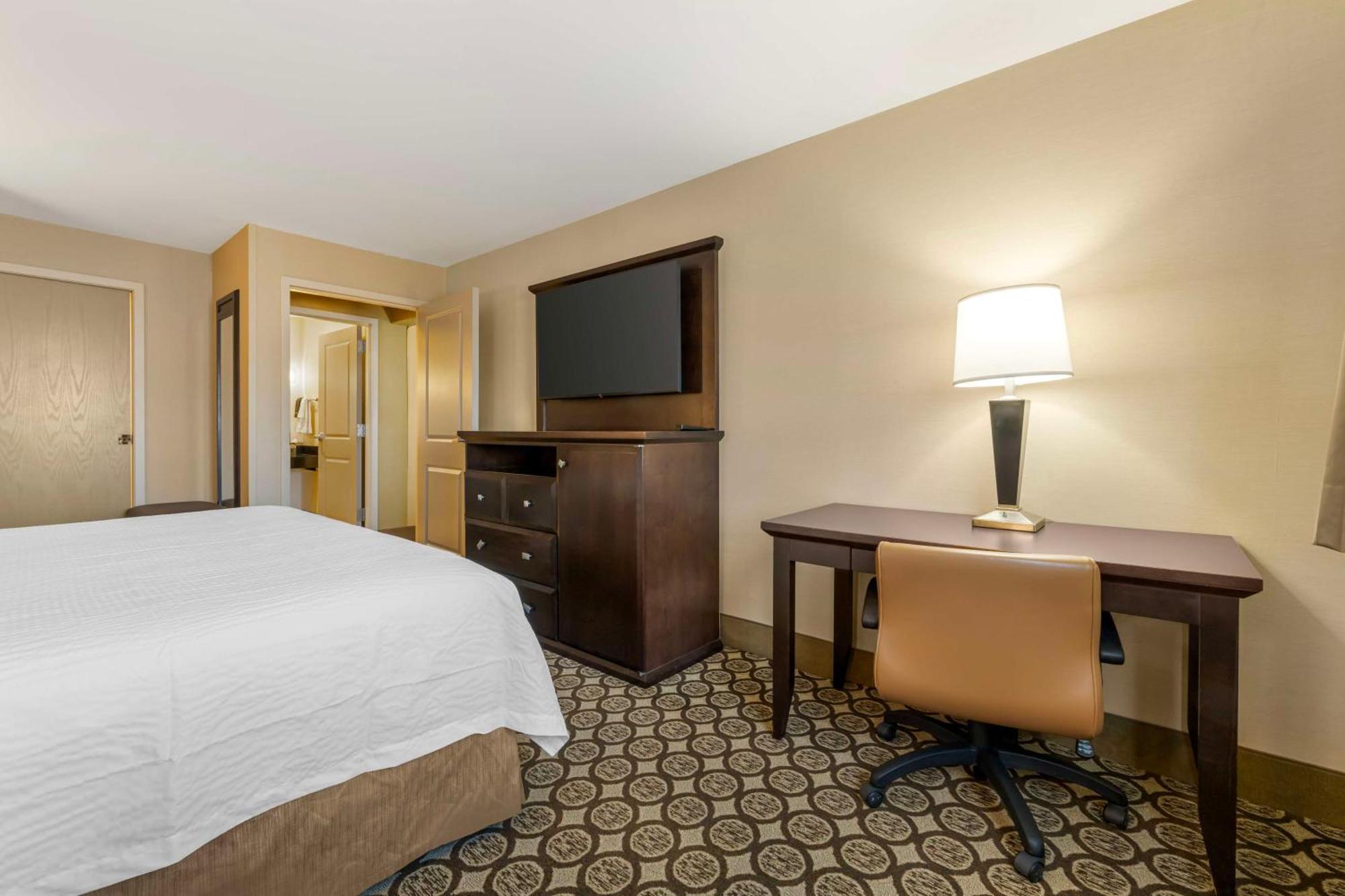 Best Western Plus Inntowner Madison Esterno foto
